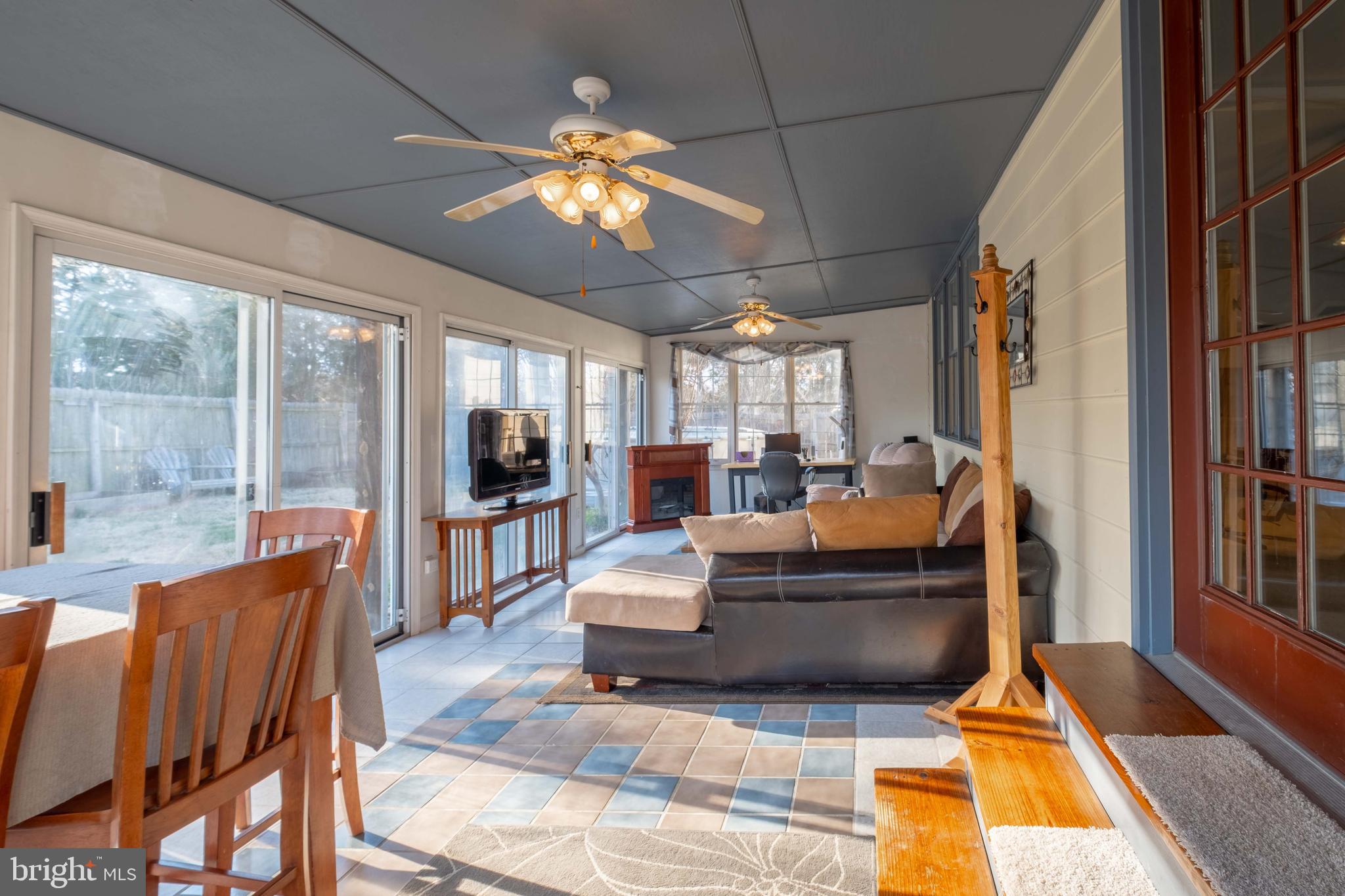 SUMMERSET - Residential