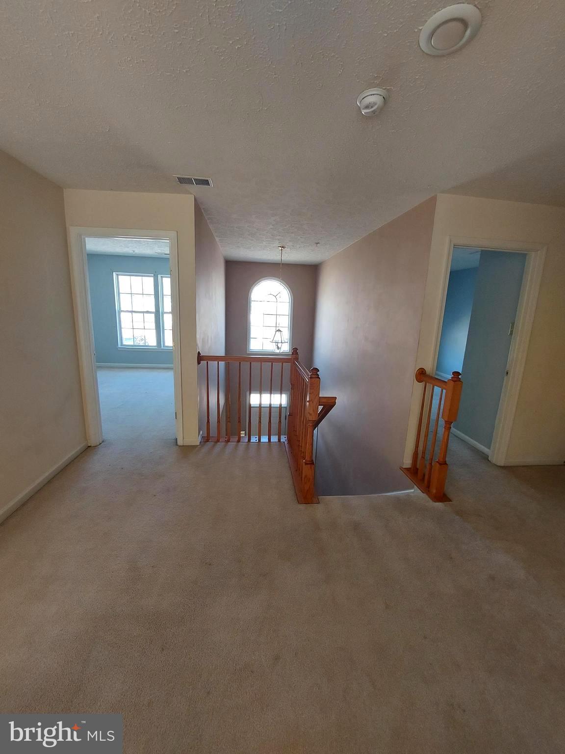 HOLLY WOODS - Residential Lease