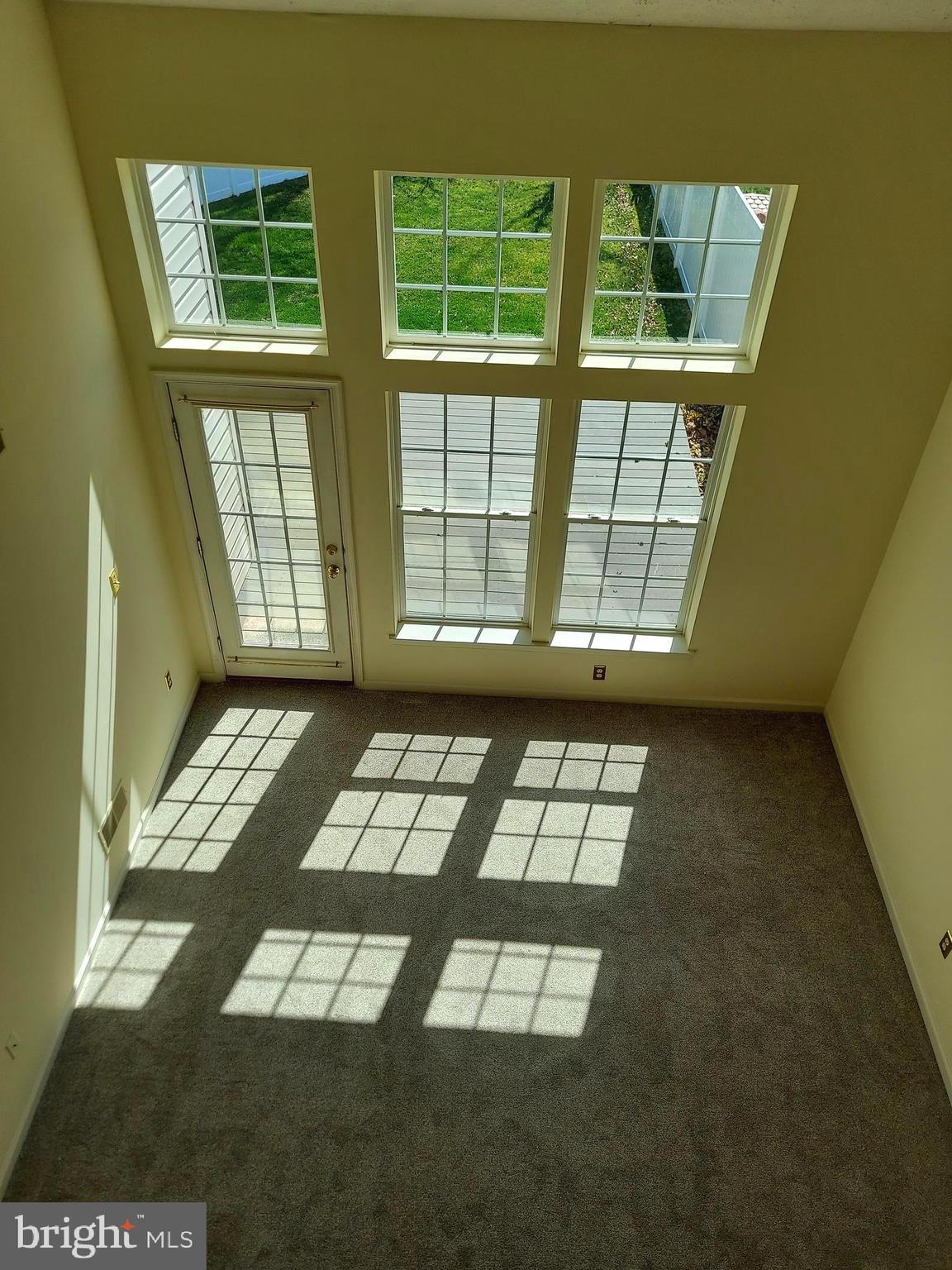 HOLLY WOODS - Residential Lease