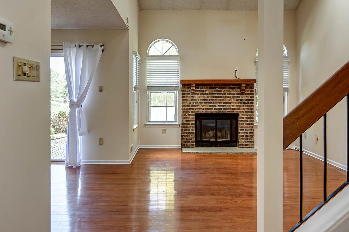 21 CLAVER HILL WAY