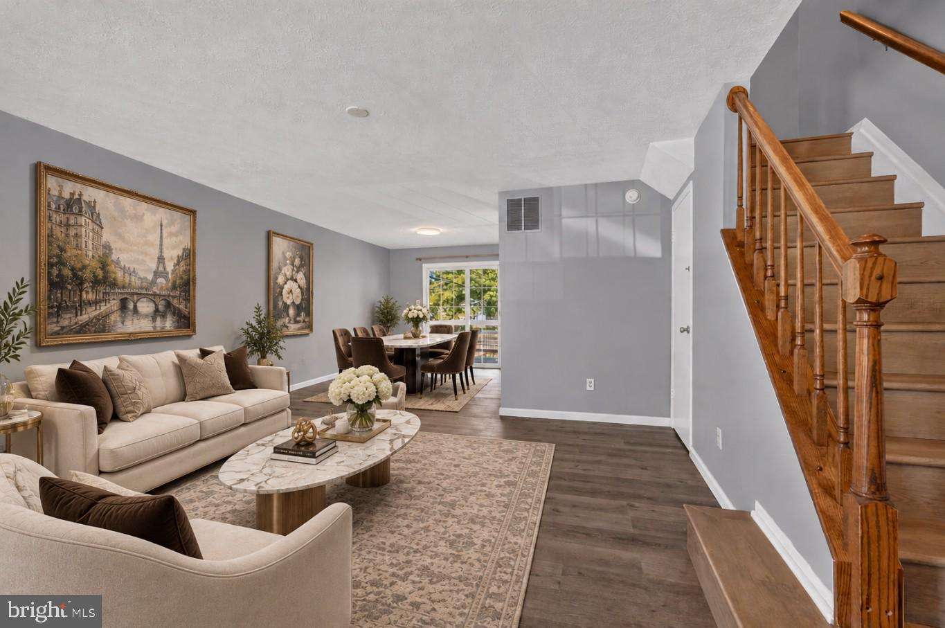12 HALLVIEW COURT