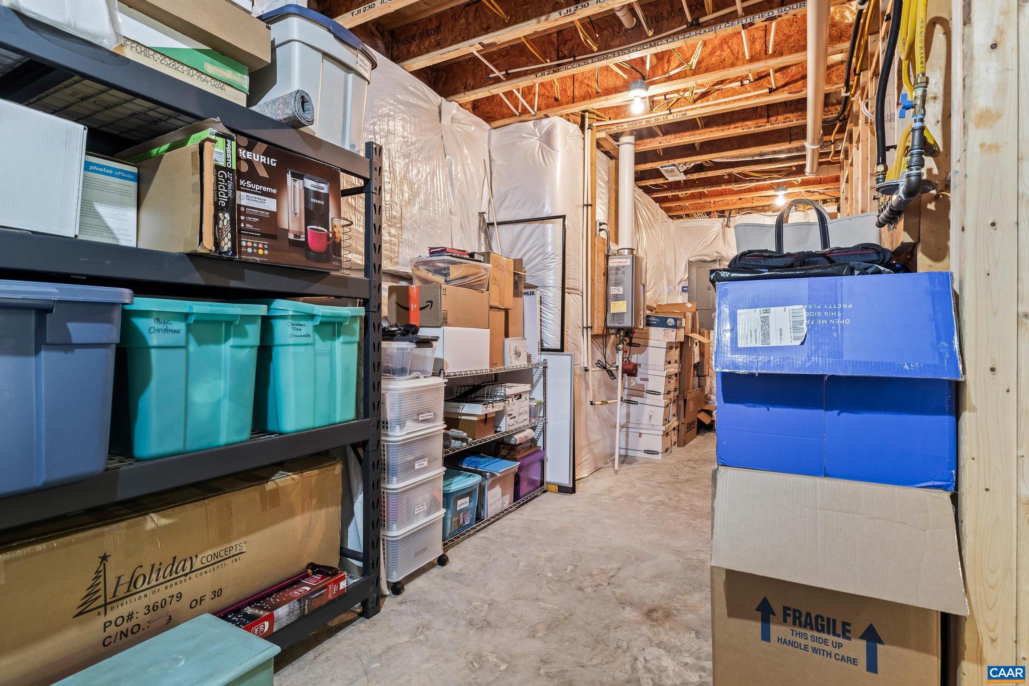 LAKE MONTICELLO - Residential