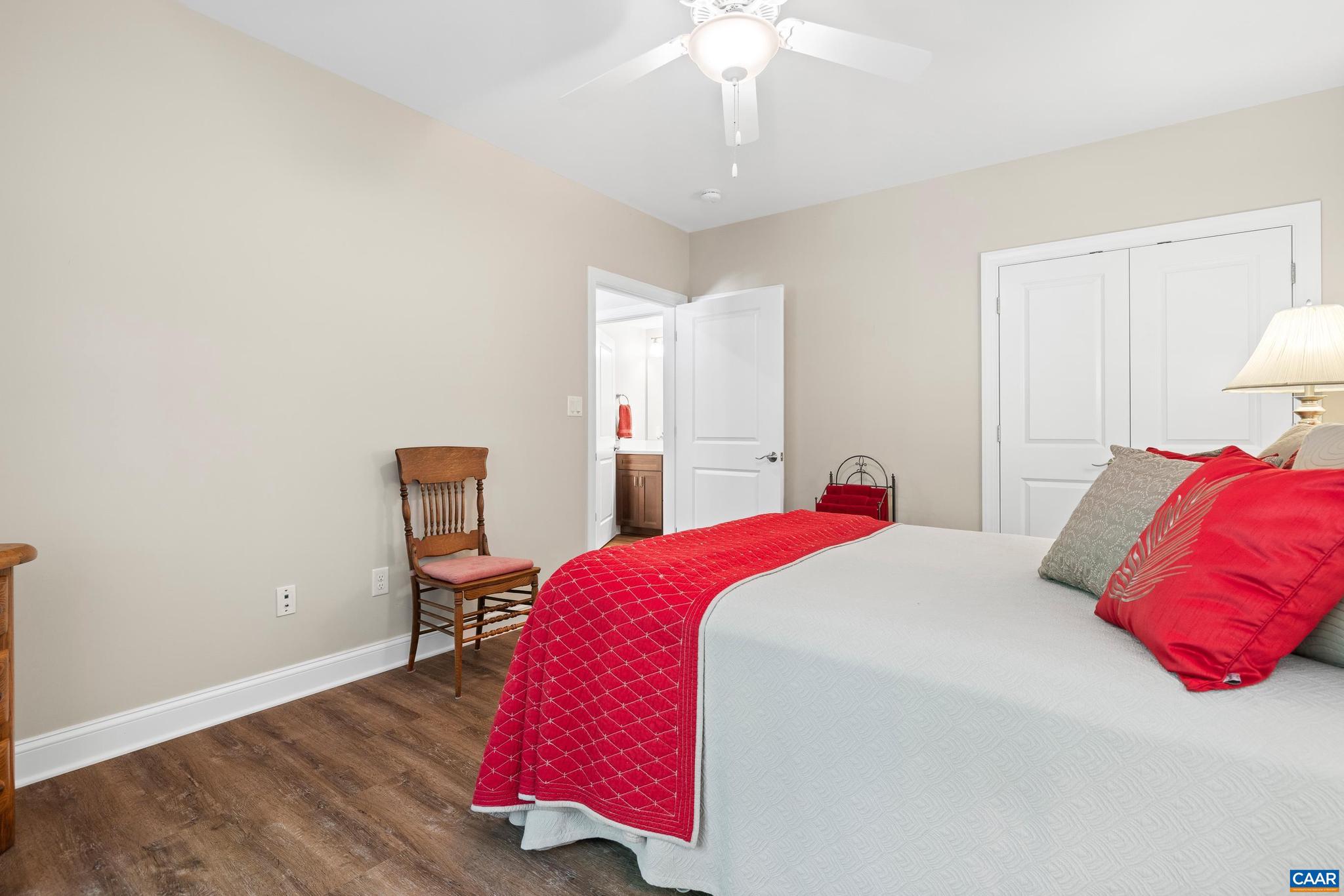 LAKE MONTICELLO - Residential