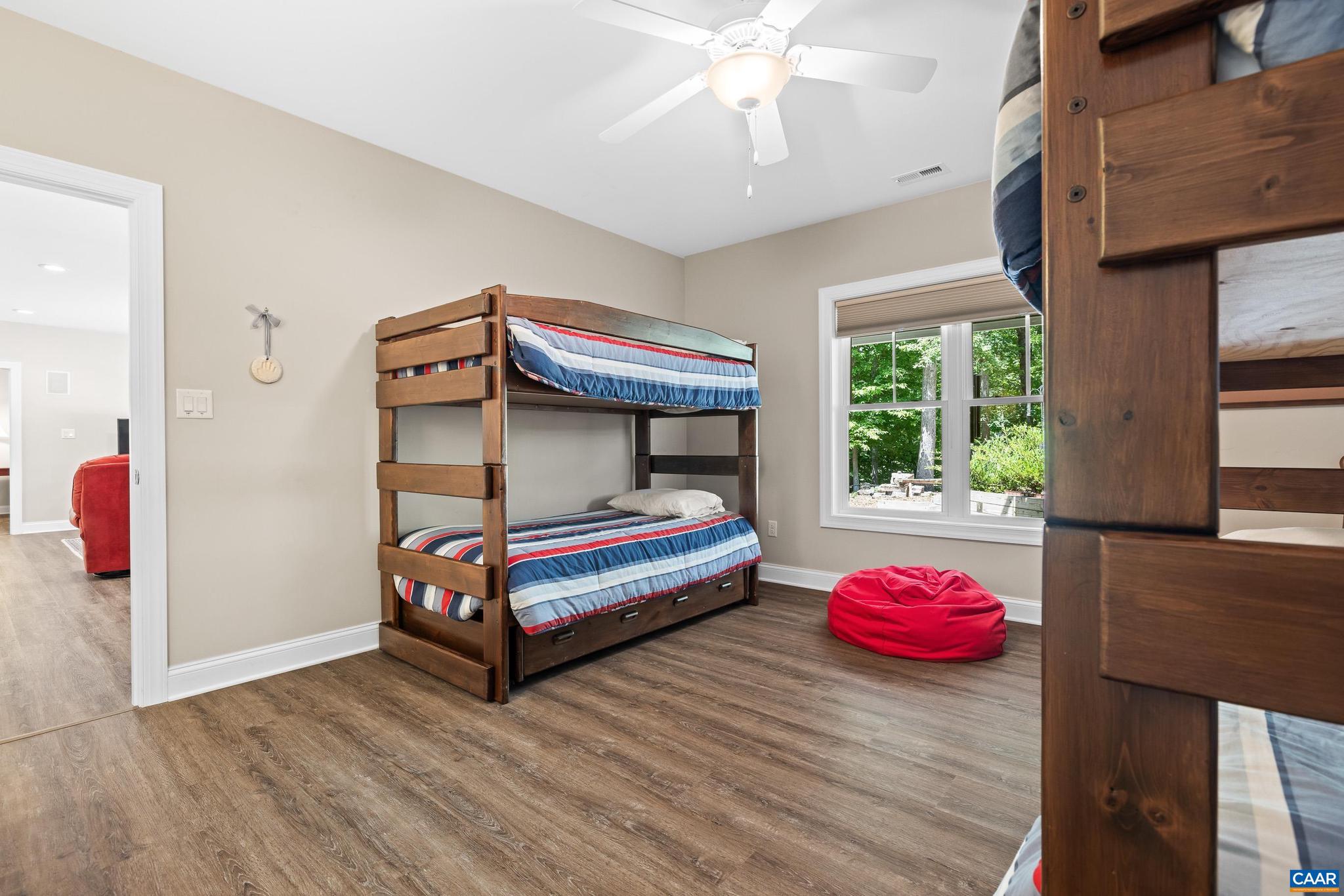 LAKE MONTICELLO - Residential