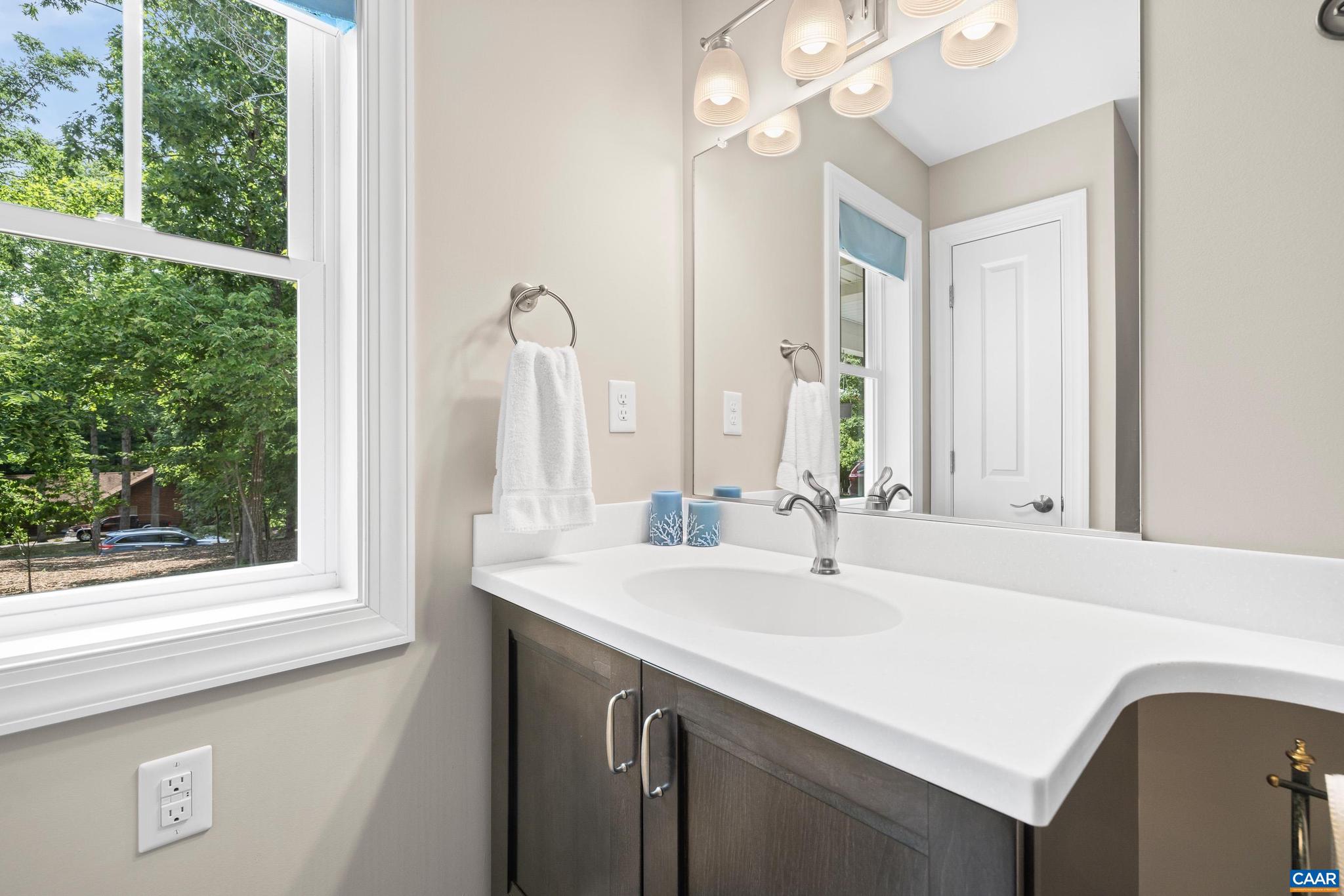 LAKE MONTICELLO - Residential