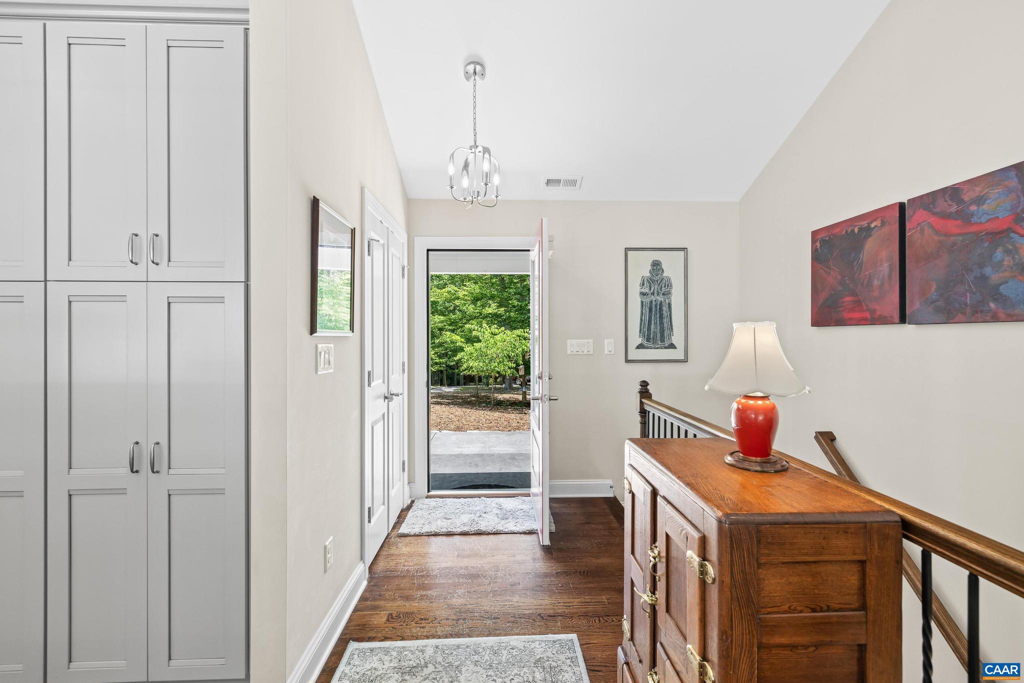 LAKE MONTICELLO - Residential