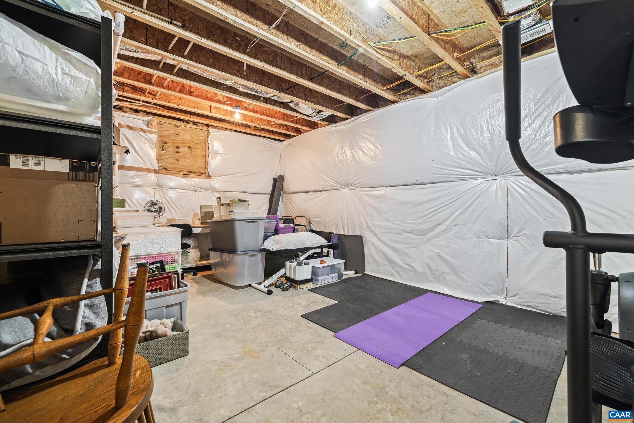 LAKE MONTICELLO - Residential