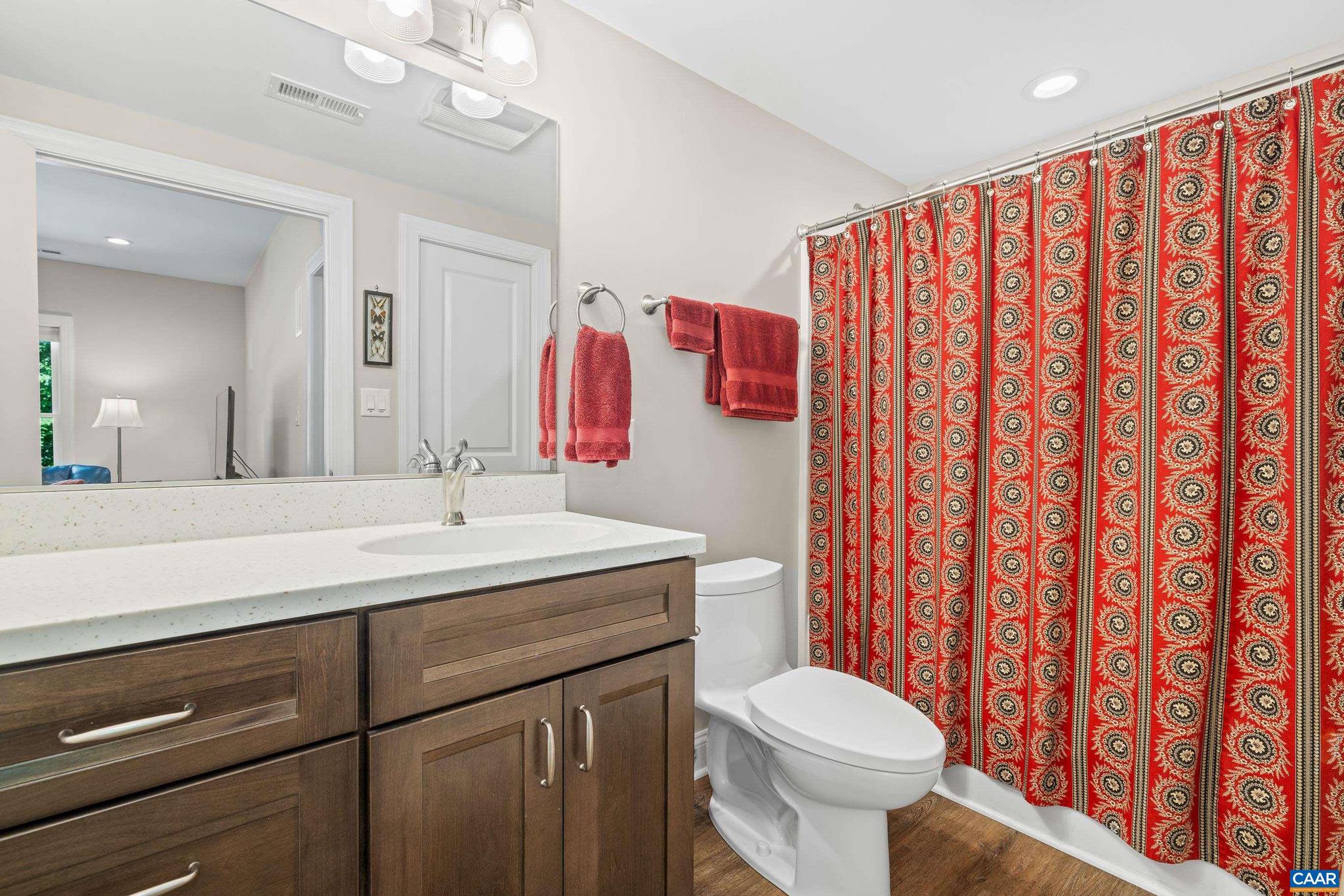 LAKE MONTICELLO - Residential