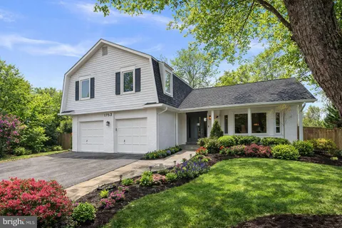 1753 Glastonberry Rd, Potomac, MD MLS: MDMC2214124