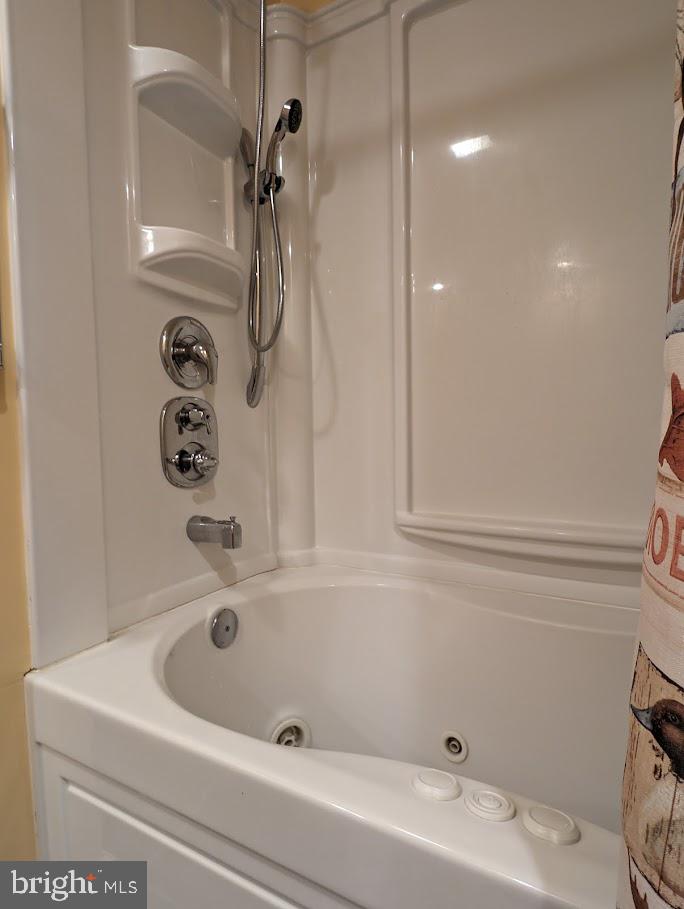 MILLIGANS COVE - Residential