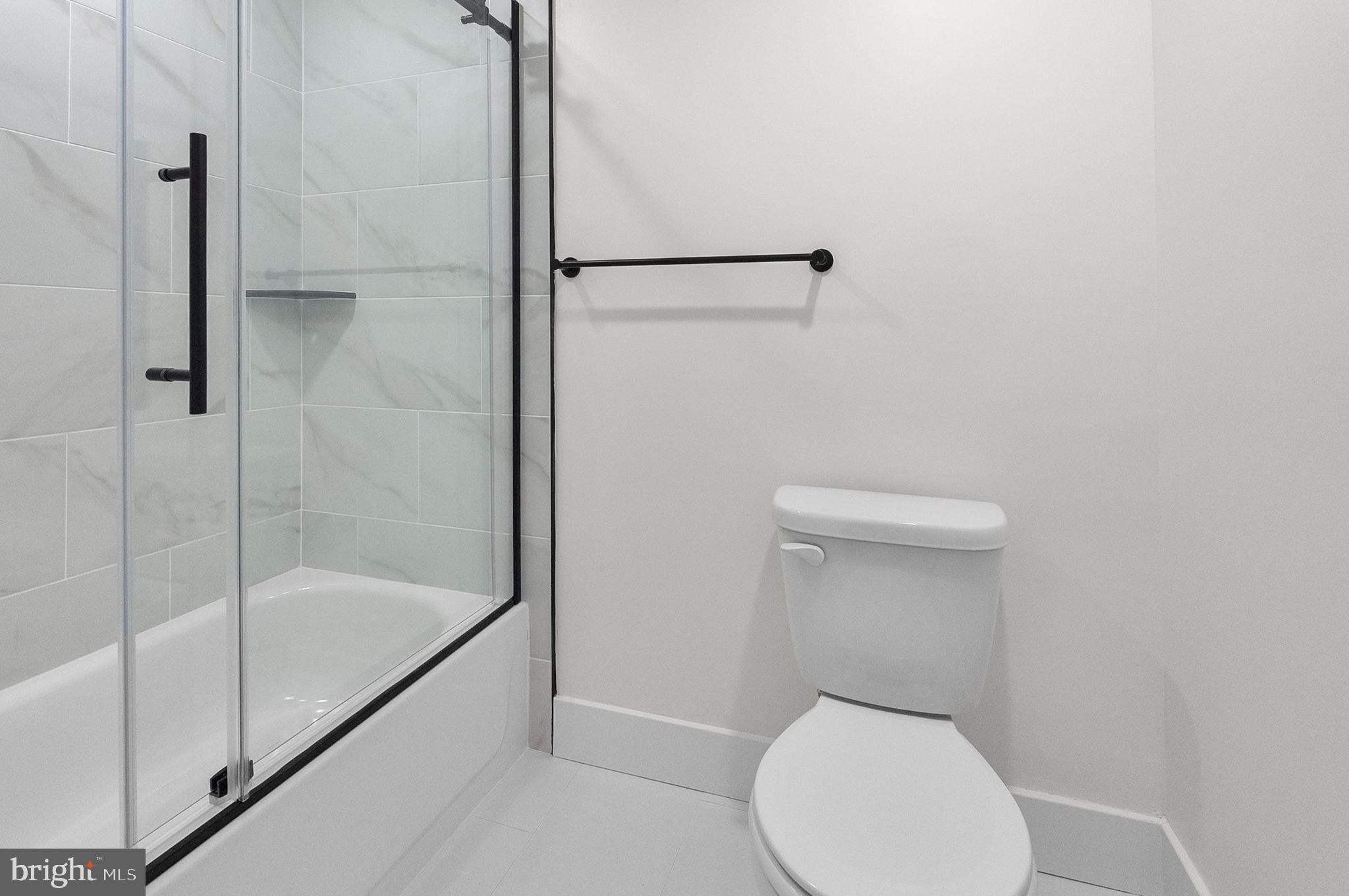 MIDDLE EAST - Residential Lease