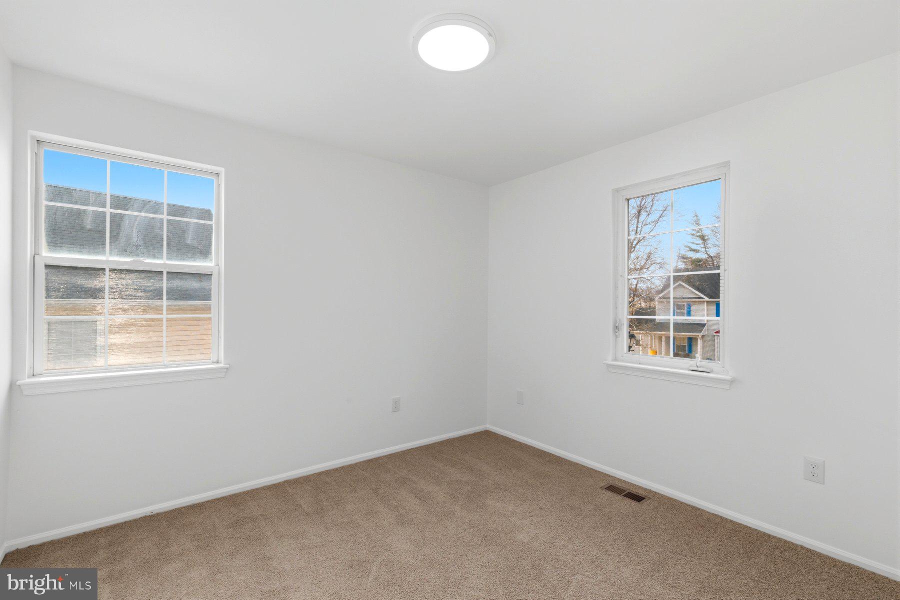 KENWOOD PARK - Residential