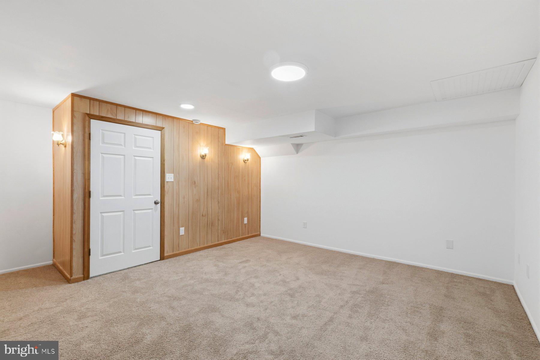 KENWOOD PARK - Residential