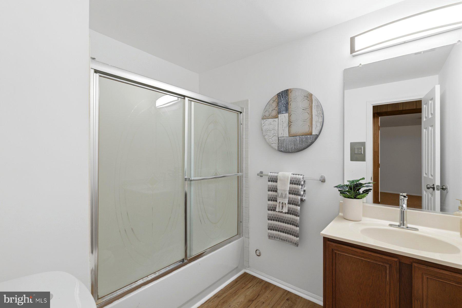 KENWOOD PARK - Residential