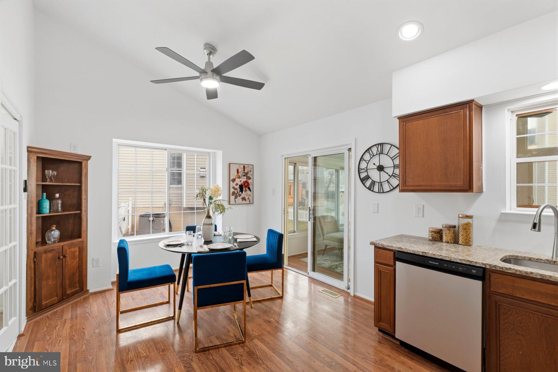 KENWOOD PARK - Residential