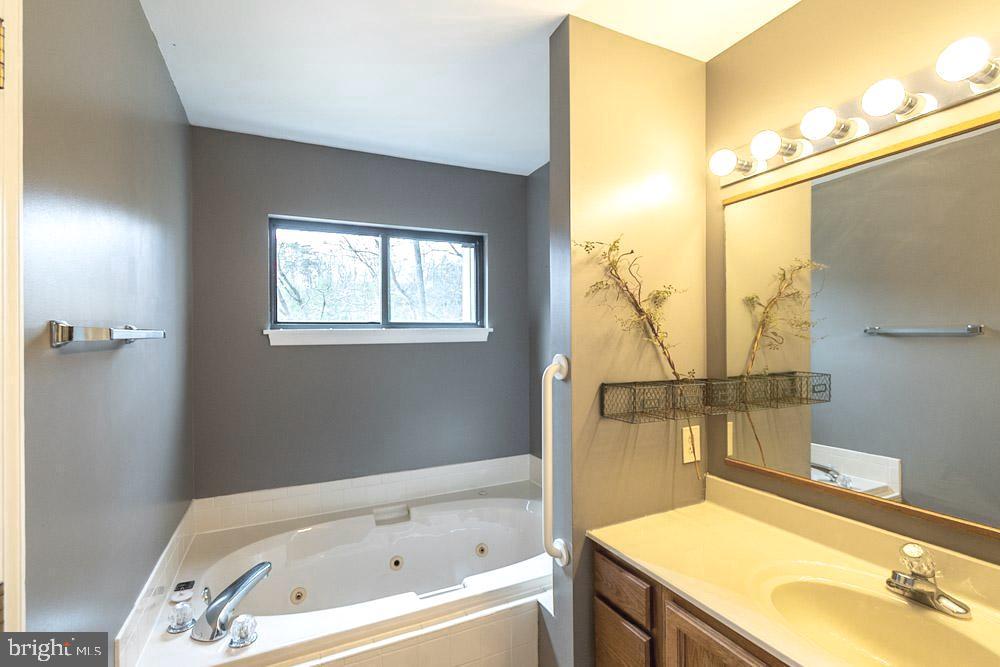 THE WOODS - Residential