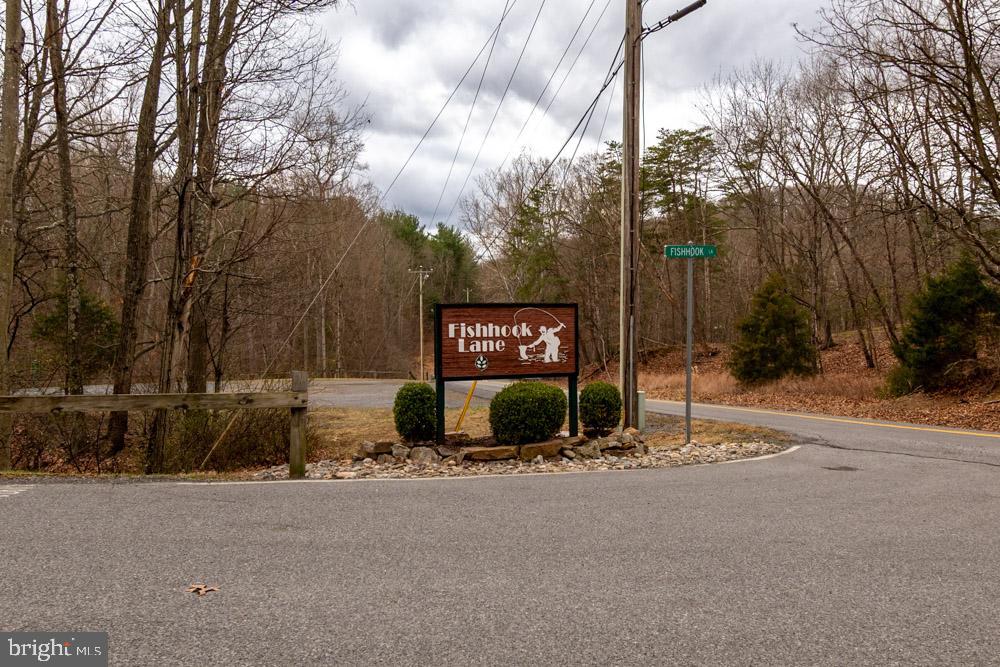 THE WOODS - Residential