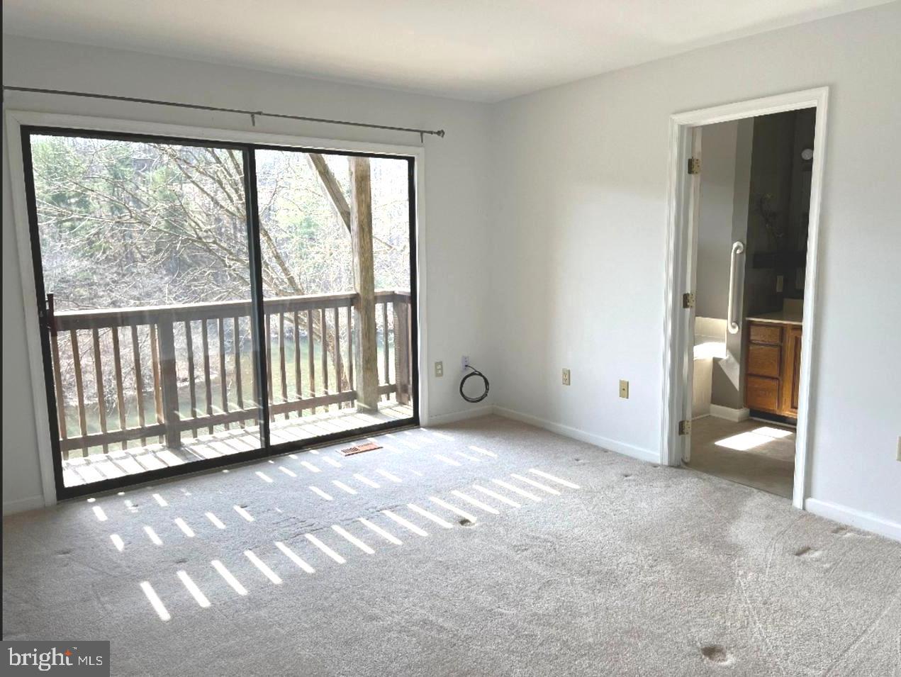 THE WOODS - Residential