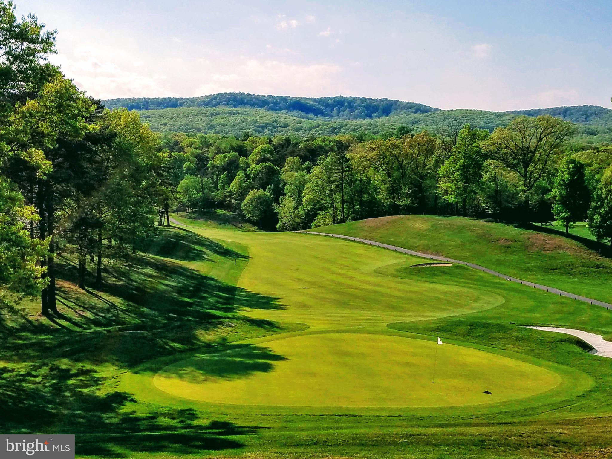 THE WOODS - Residential