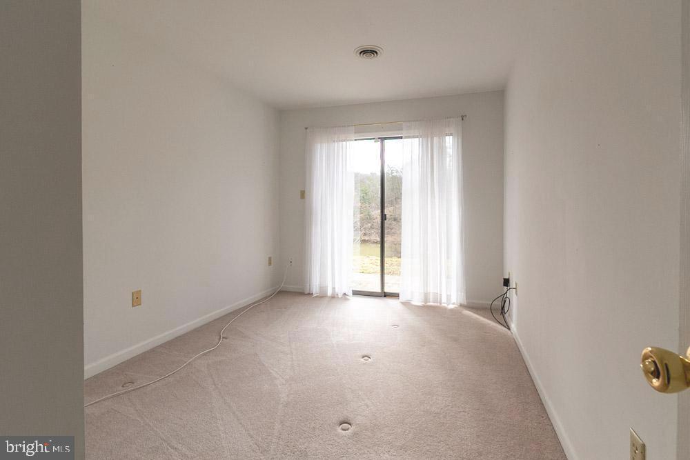 THE WOODS - Residential