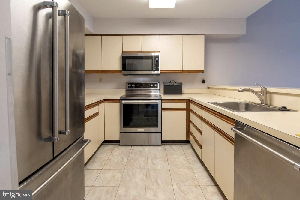 THE WOODS - Residential