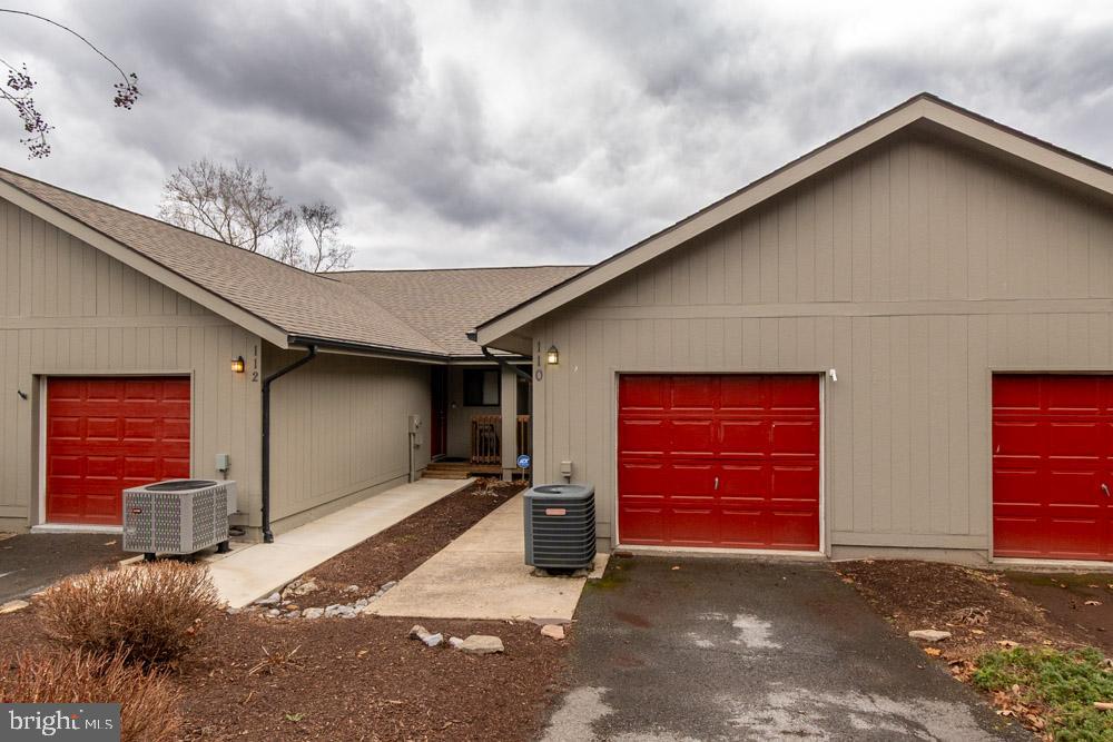 THE WOODS - Residential