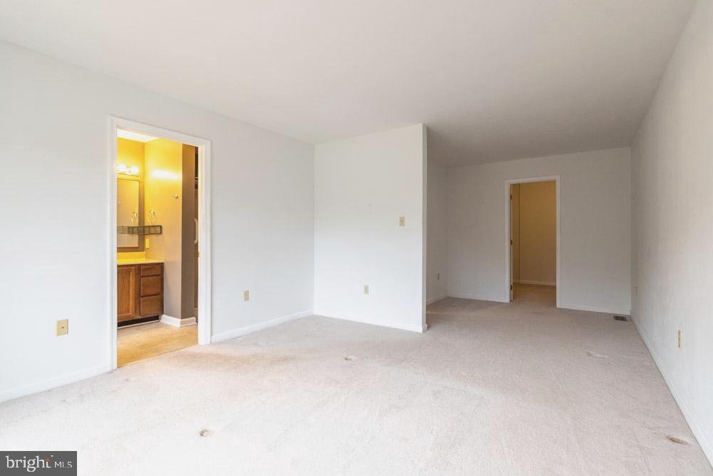 THE WOODS - Residential