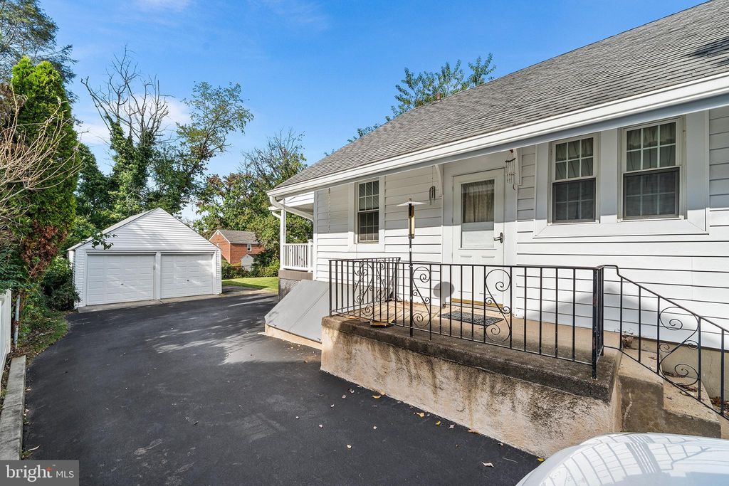 Photo of 1510 Ashton Road, HAVERTOWN, PA 19083 (MLS # PADE2101494)