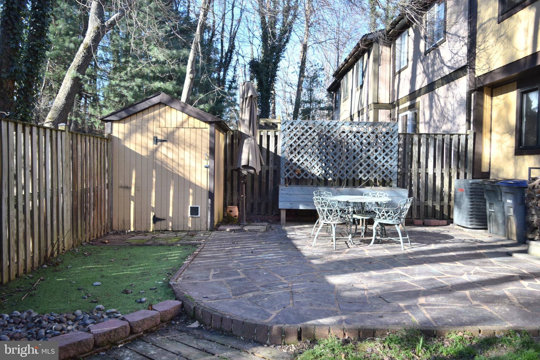 BURKE CENTRE - Residential Lease