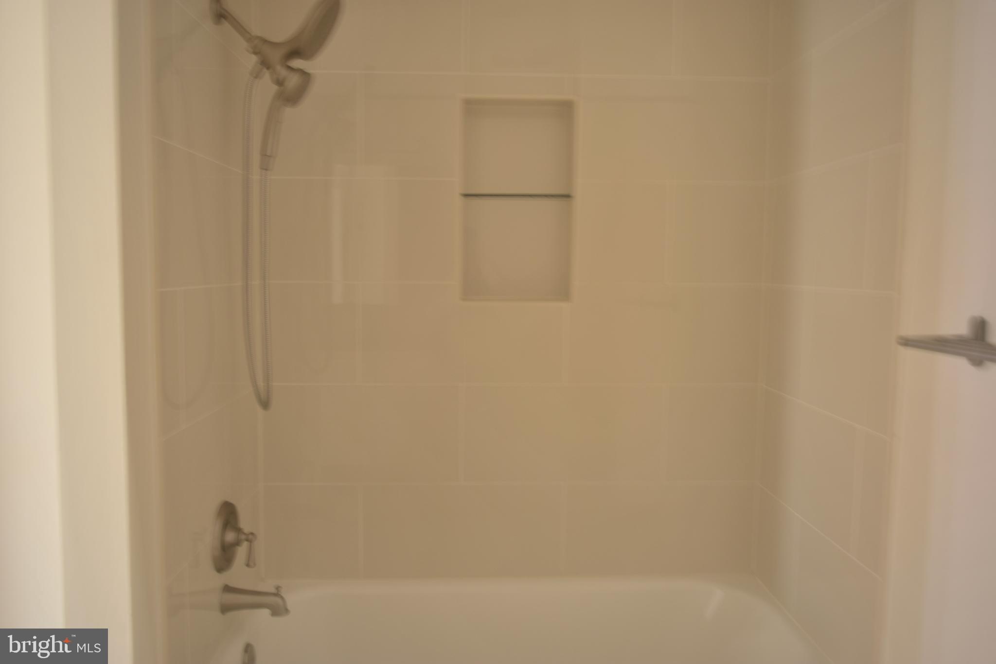 BURKE CENTRE - Residential Lease