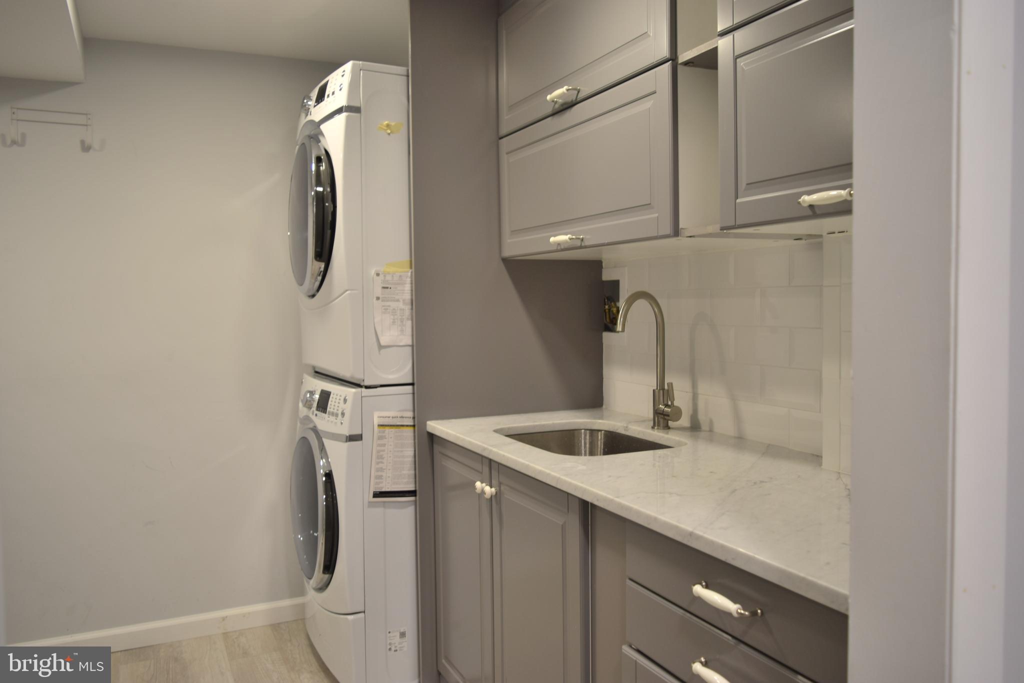 BURKE CENTRE - Residential Lease