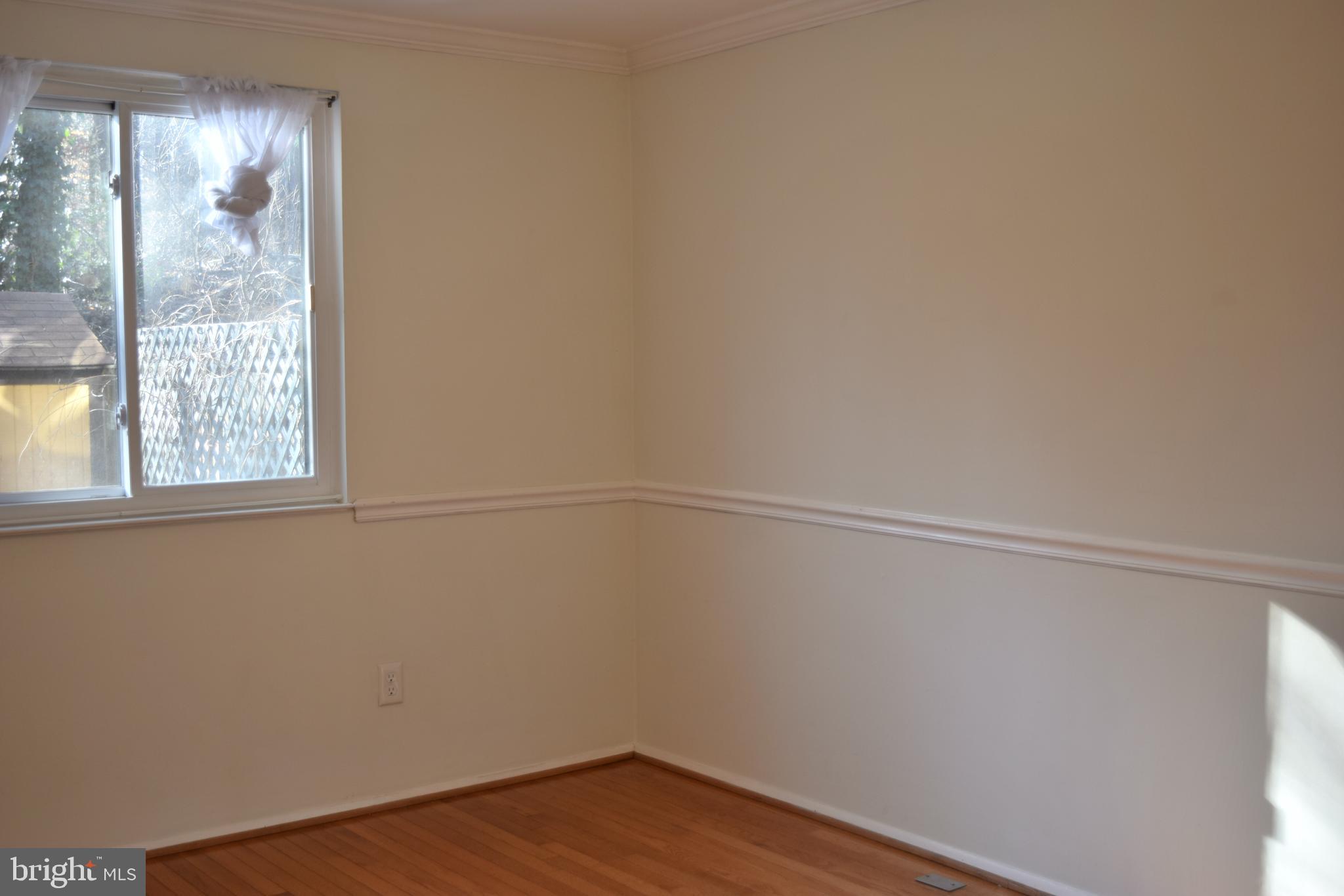 BURKE CENTRE - Residential Lease