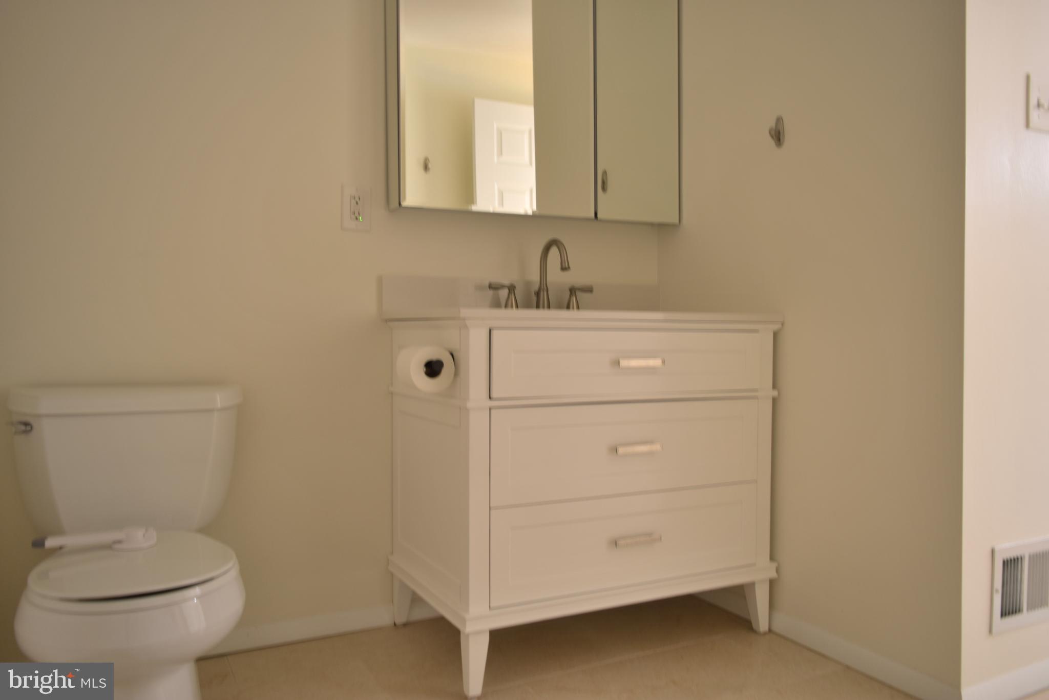 BURKE CENTRE - Residential Lease