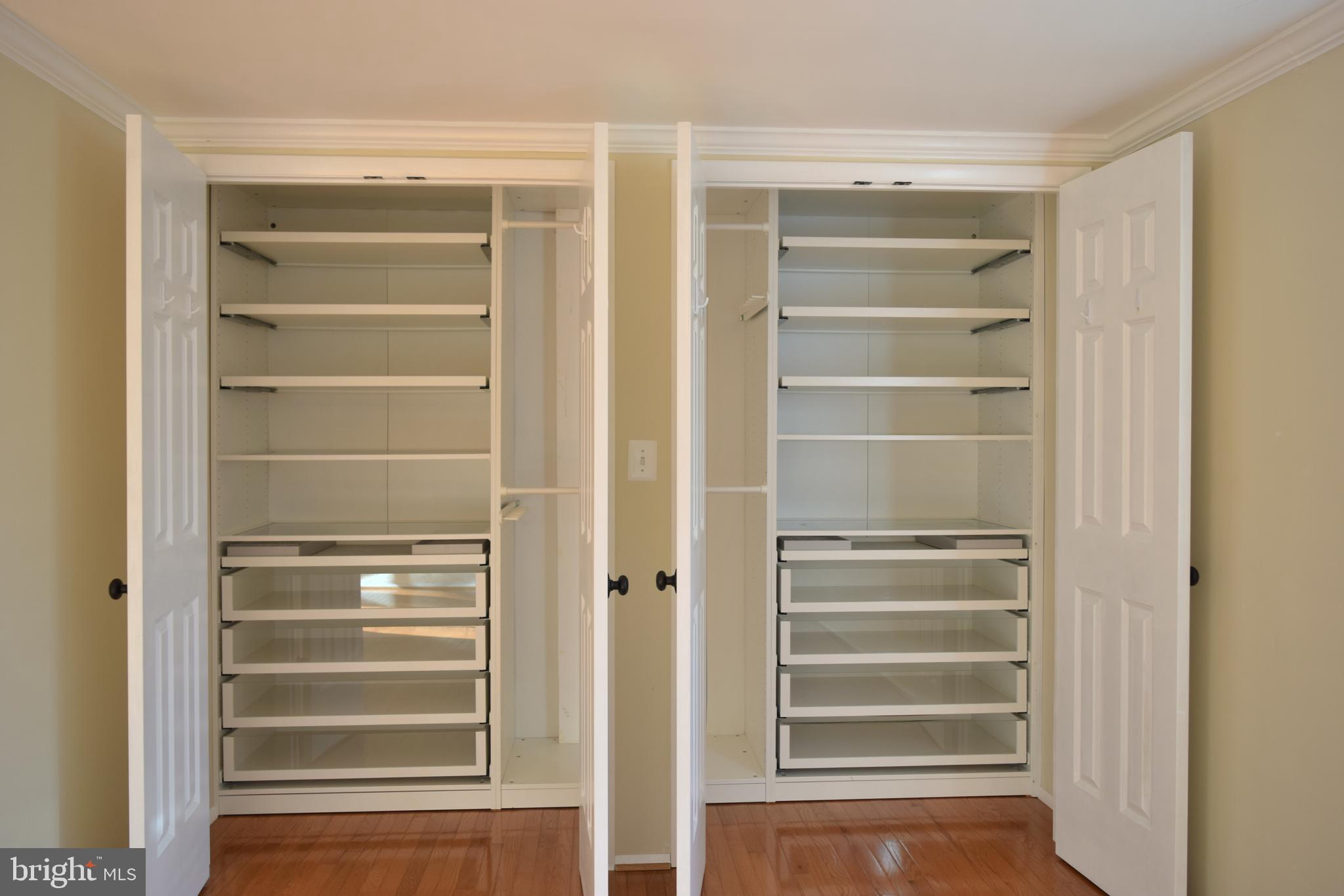 BURKE CENTRE - Residential Lease