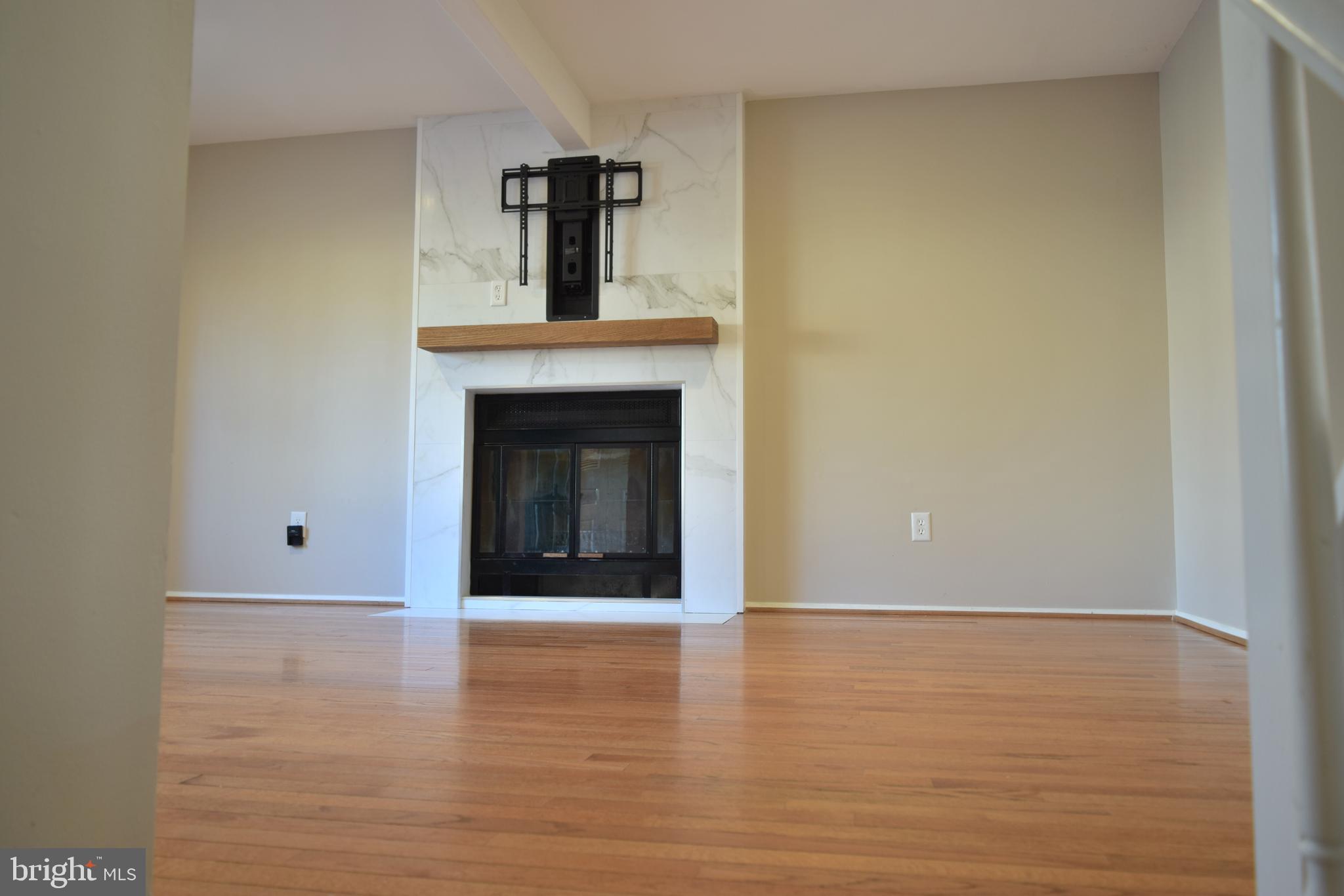 BURKE CENTRE - Residential Lease