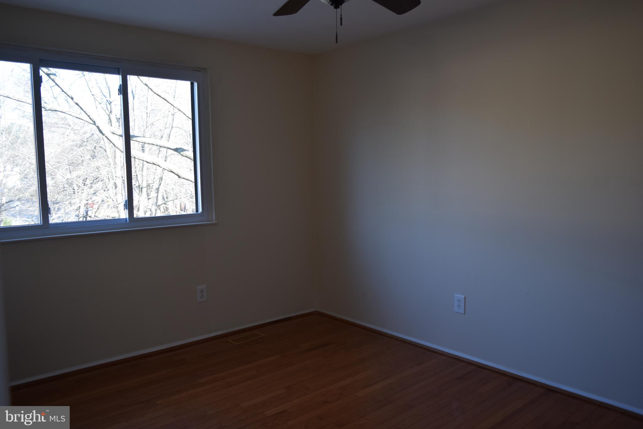 BURKE CENTRE - Residential Lease