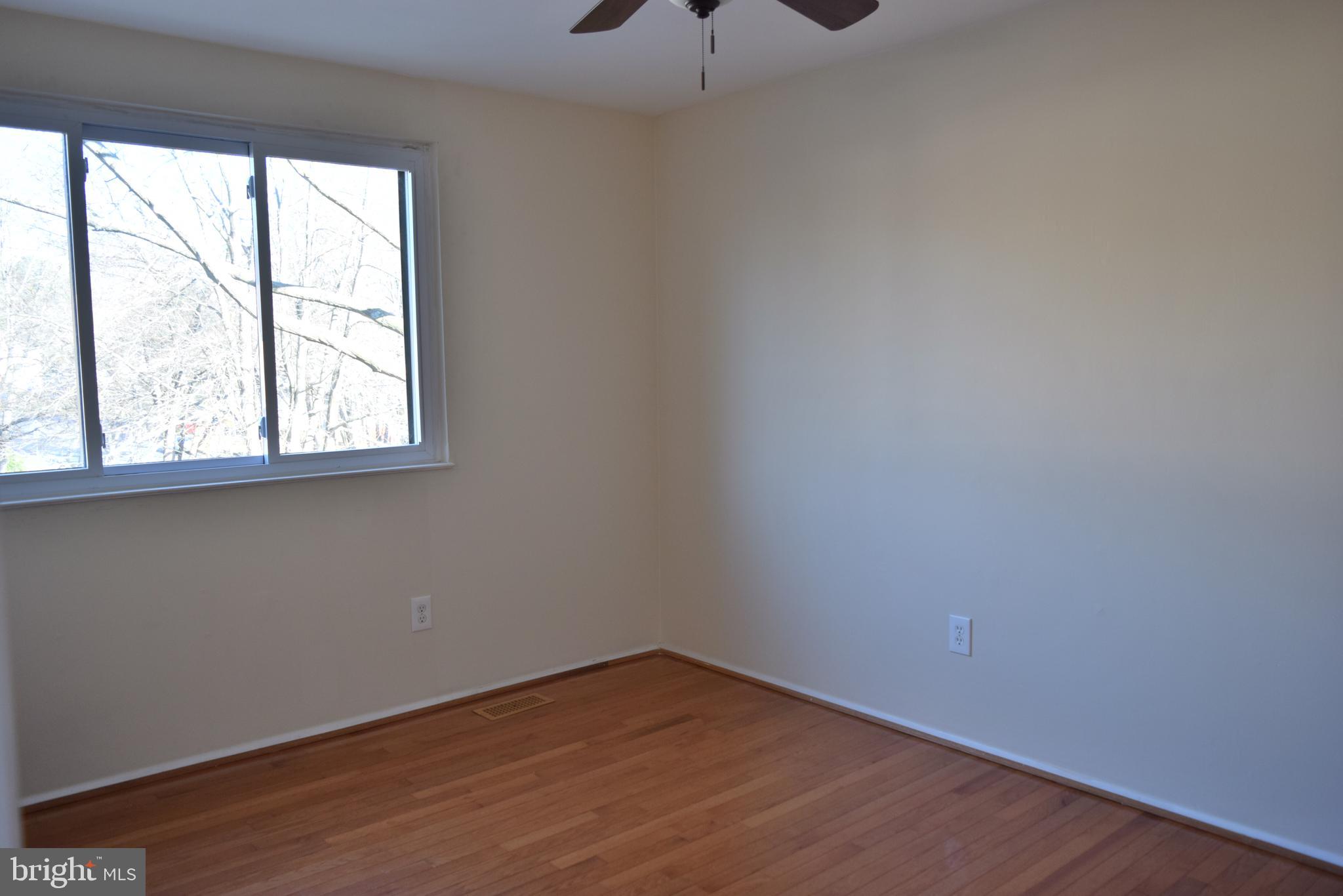 BURKE CENTRE - Residential Lease