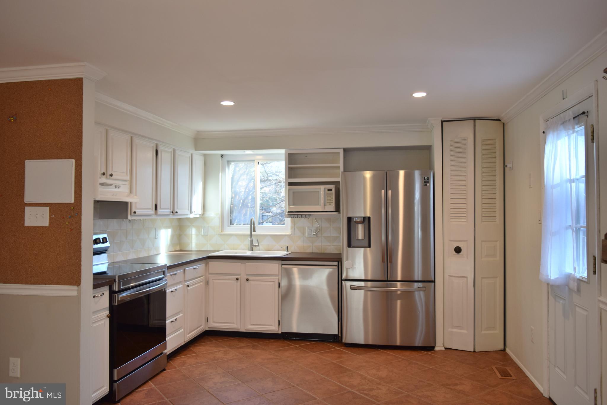 BURKE CENTRE - Residential Lease