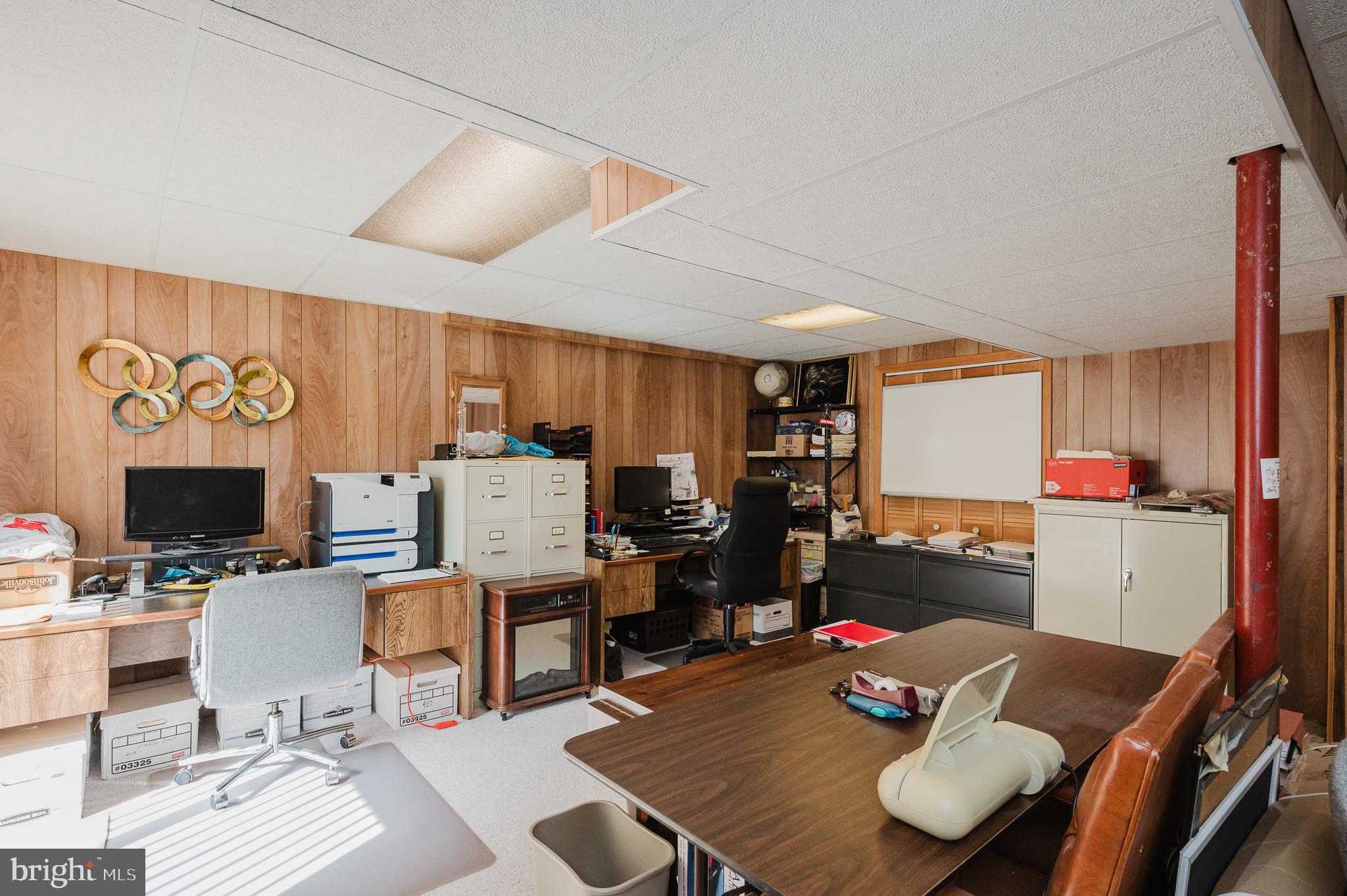 LINTHICUM OAKS - Residential