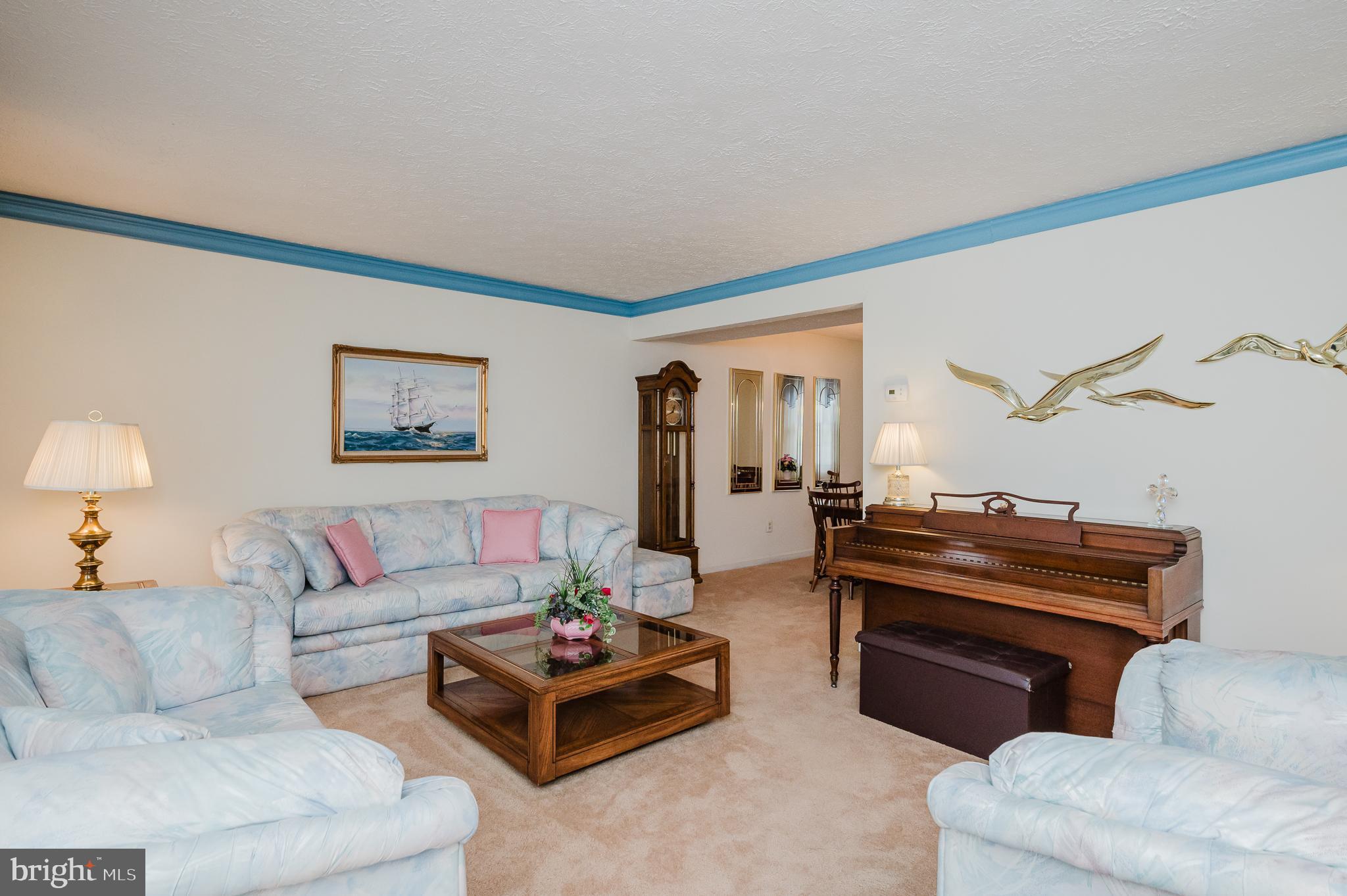 LINTHICUM OAKS - Residential