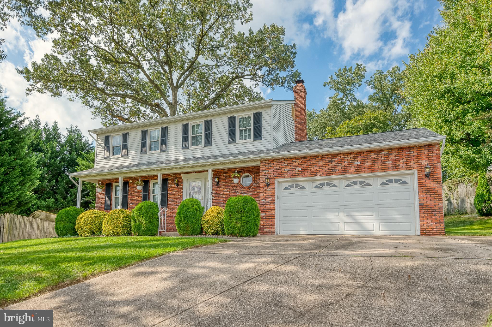 LINTHICUM OAKS - Residential