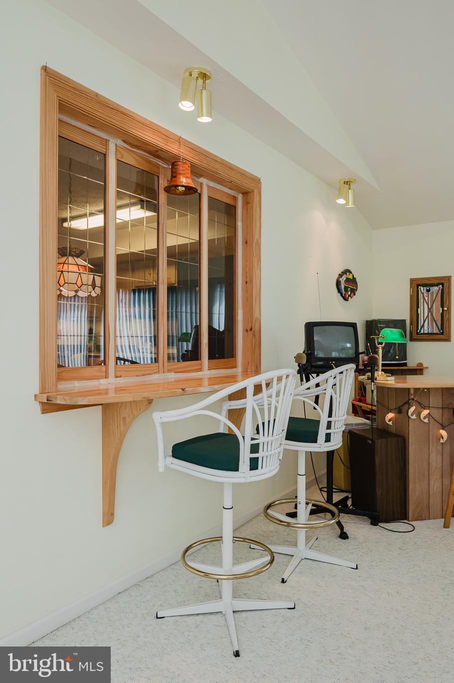 LINTHICUM OAKS - Residential