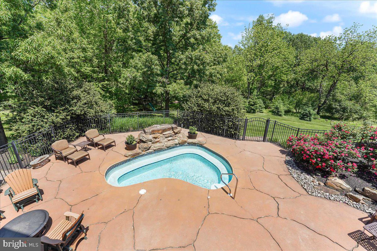 FALLBROOKE - Residential