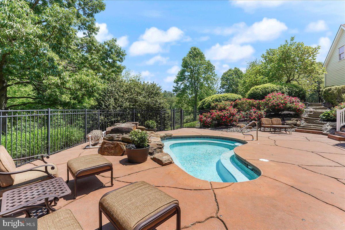 FALLBROOKE - Residential