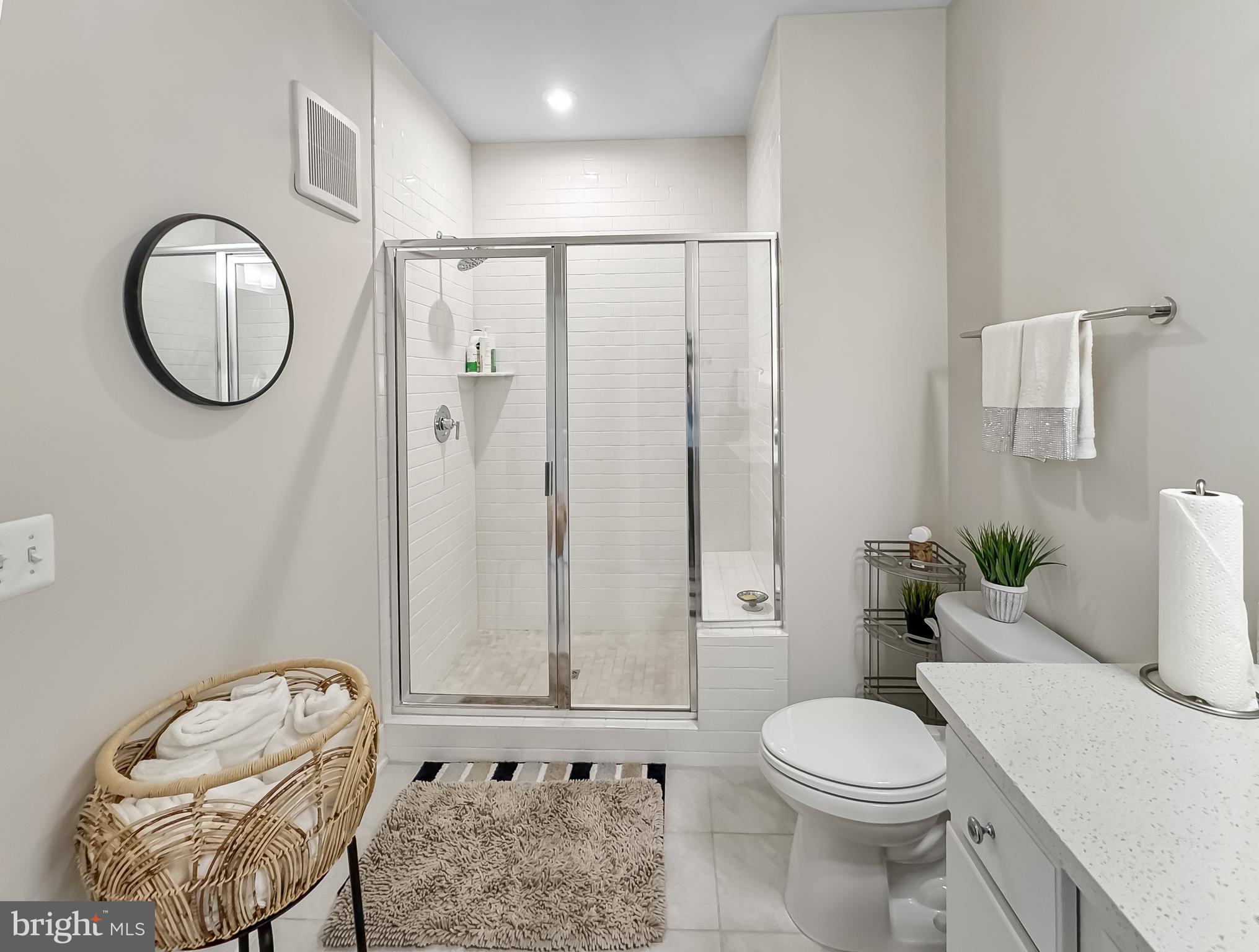 NATIONAL HARBOR - Residential Lease