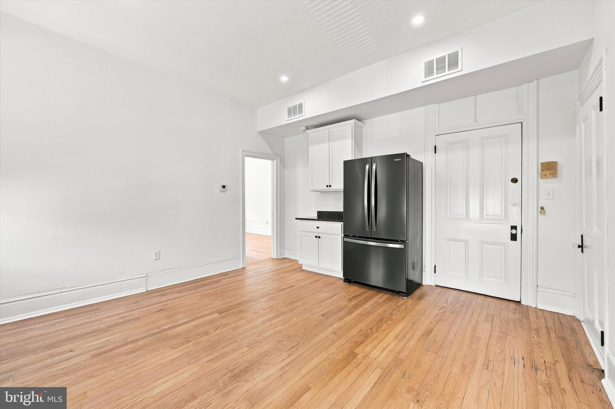 1412 DELAWARE AVENUE B1