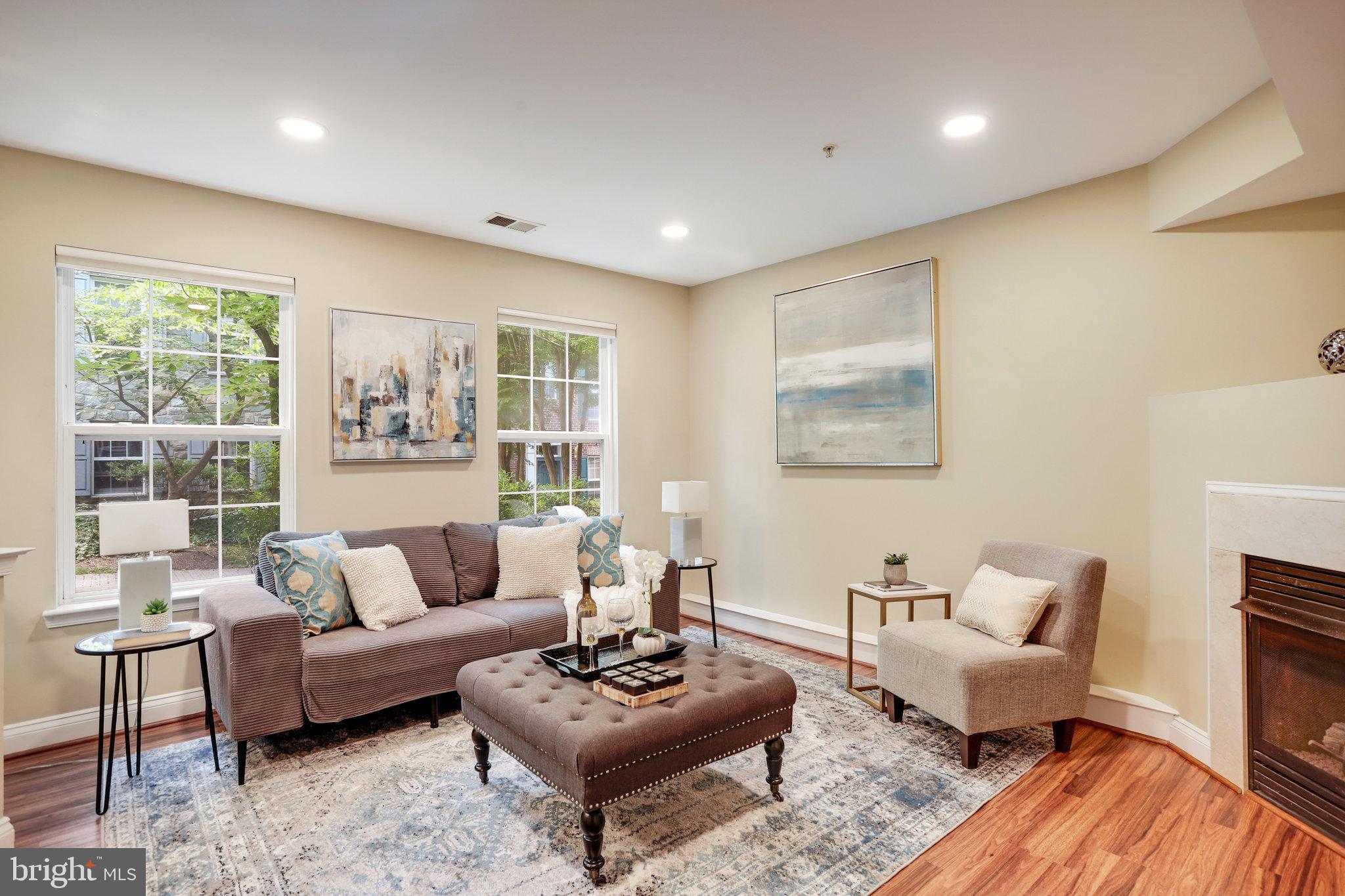 2120 DARCY GREEN PLACE