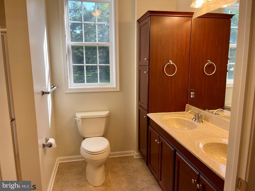 VILLAGE AT PENN STATE - MASCOT COVE - Residential