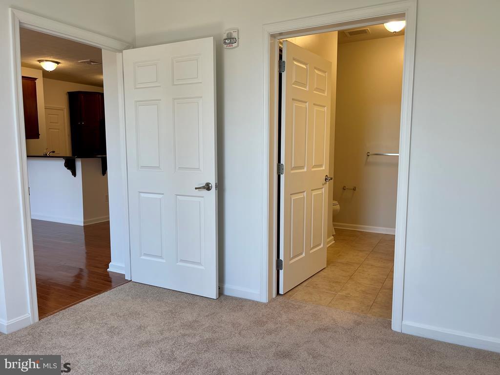 VILLAGE AT PENN STATE - MASCOT COVE - Residential
