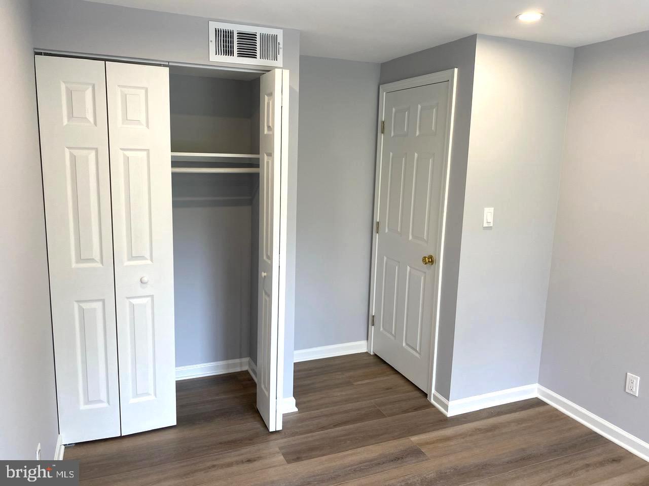 MONTGOMERY VILLAGE - Residential